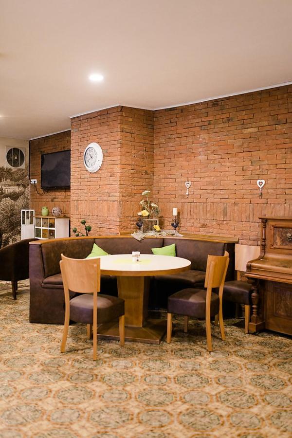 Herberg Gaestehaus Loehnert Gmbh *